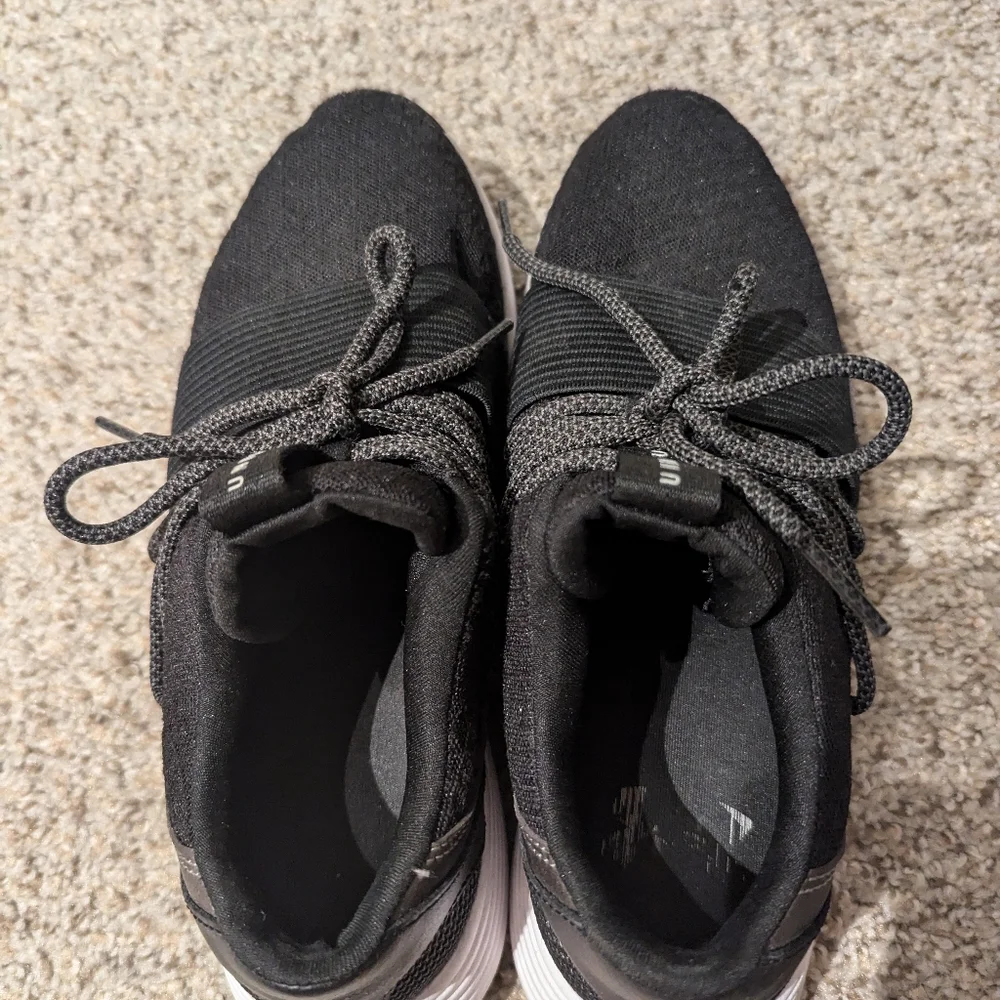 Under armour shoes, size 8.5, black - Picture 3 of 7